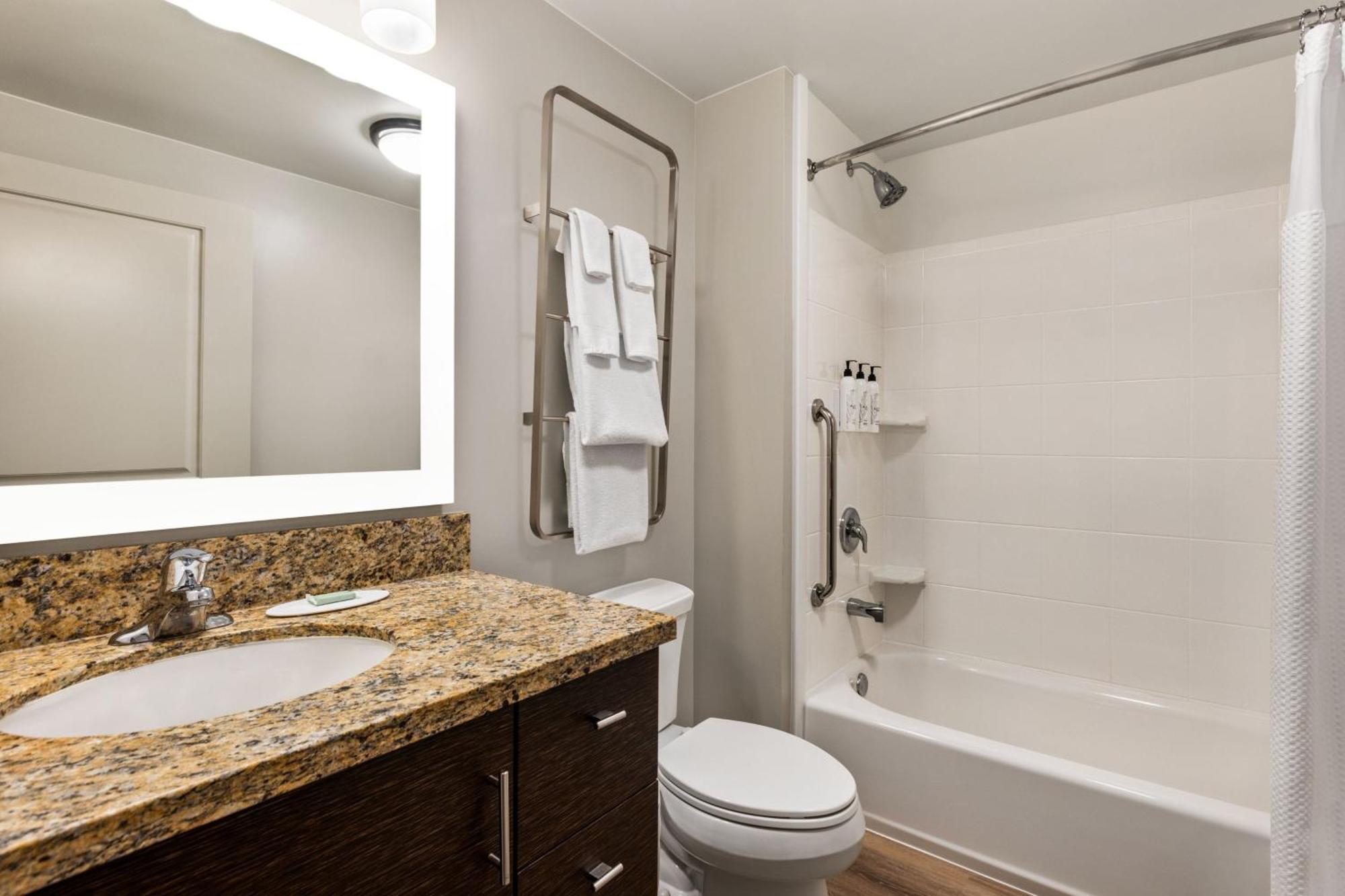 Towneplace Suites By Marriott Harrisburg West/Mechanicsburg Ngoại thất bức ảnh