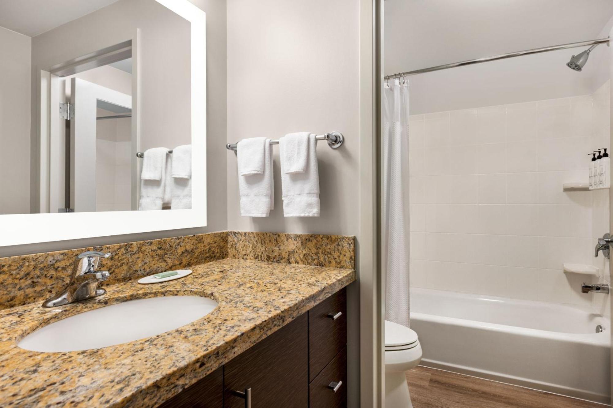 Towneplace Suites By Marriott Harrisburg West/Mechanicsburg Ngoại thất bức ảnh